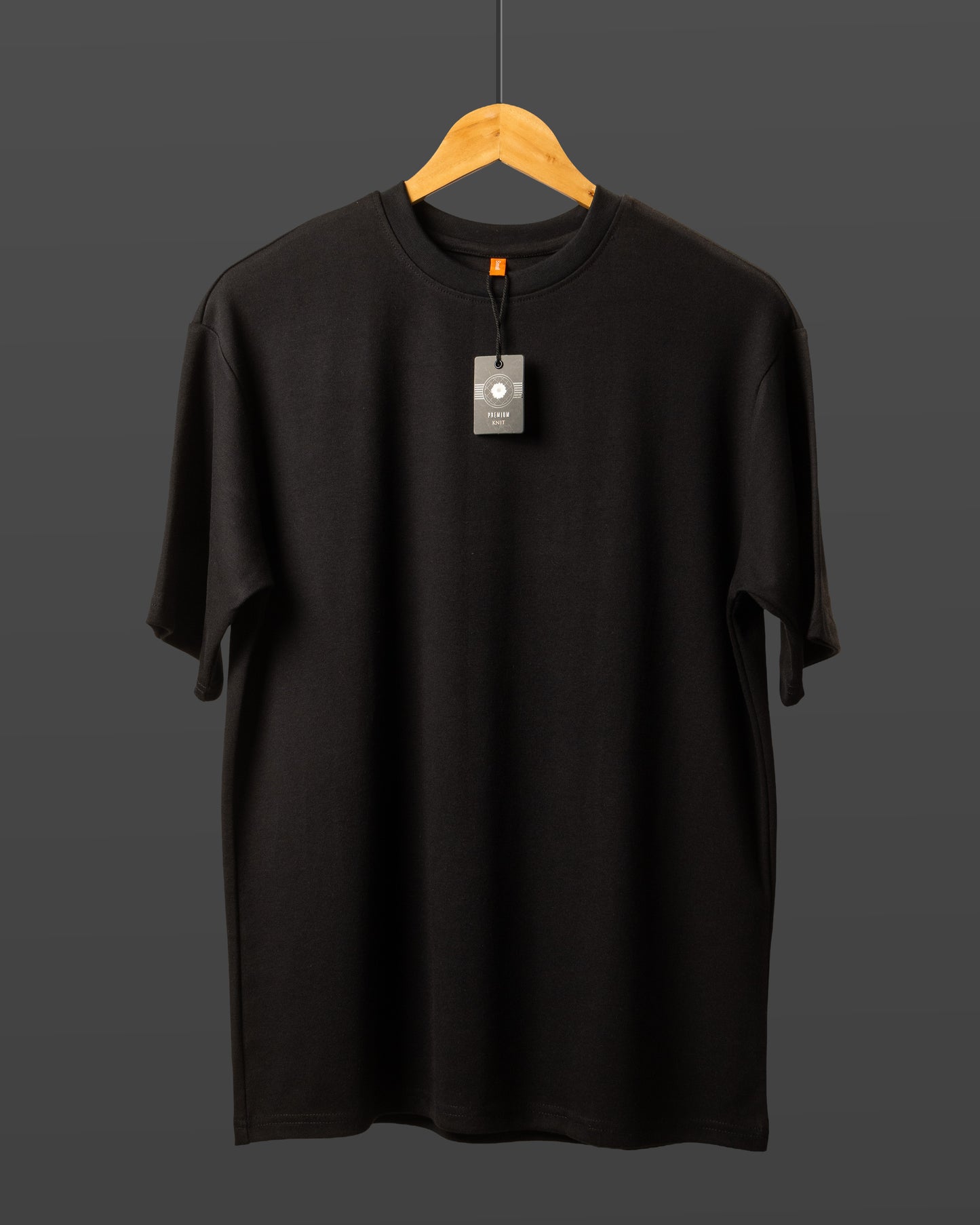 Signature Black Oversized Tee – Premium Street Basic