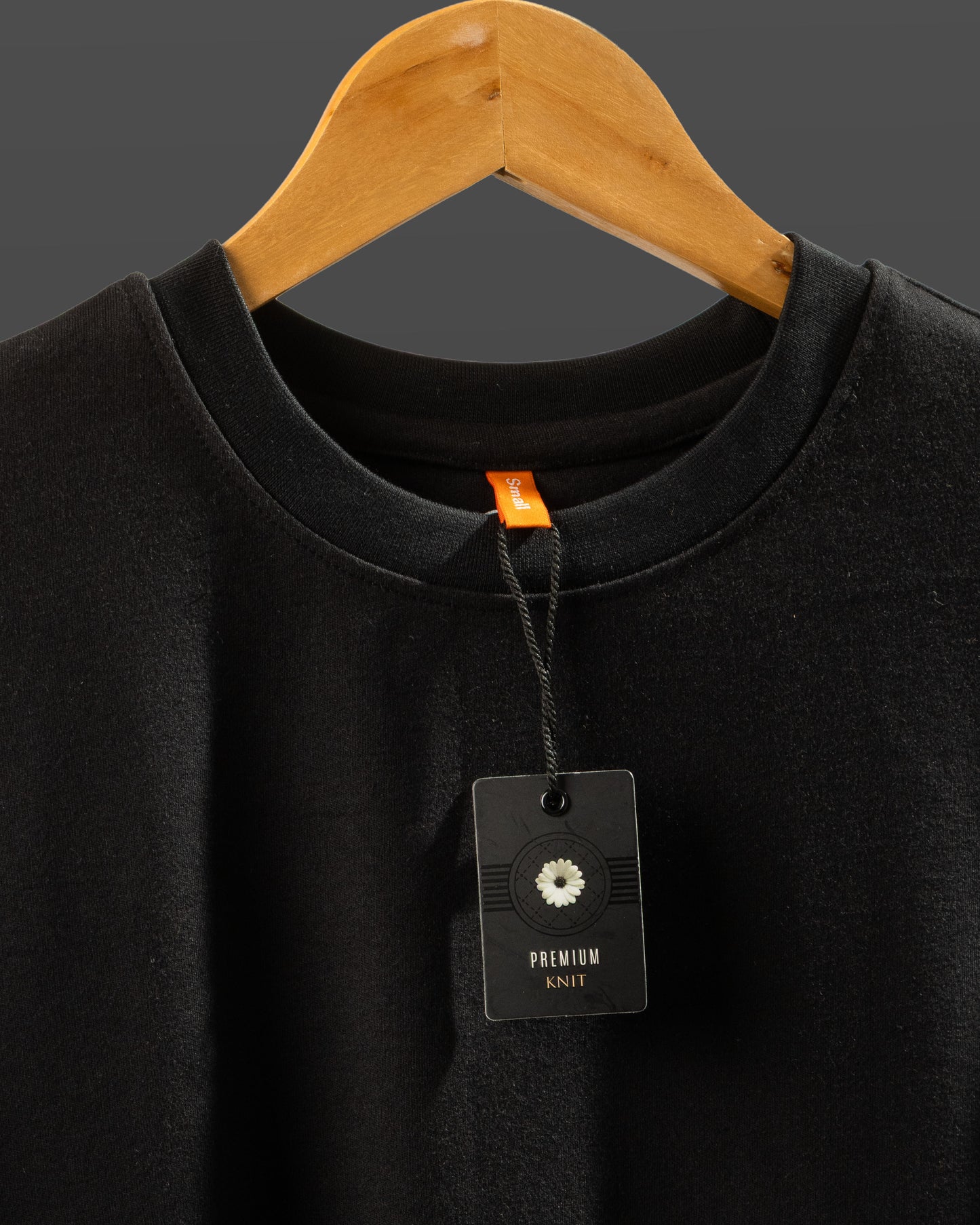 Signature Black Oversized Tee – Premium Street Basic