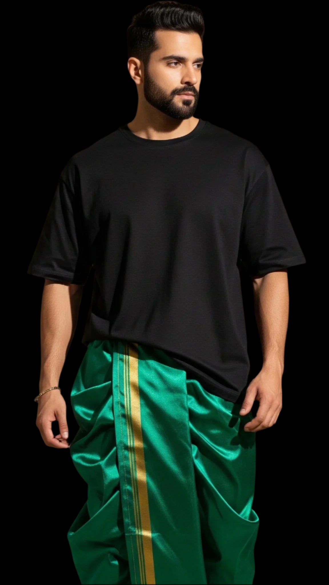 Signature Black Oversized Tee – Premium Street Basic